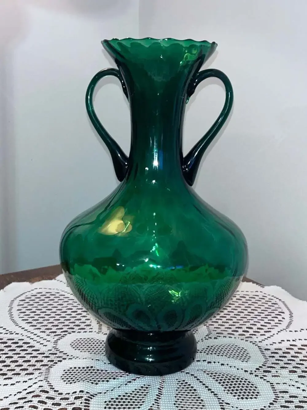 Vintage Mid-Century Italian Empoli Emerald Green Art Glass Two-Handle Vase